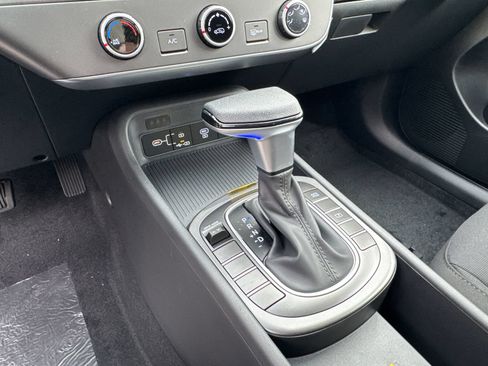 New 2026 Hyundai Kona SE FWD image 31