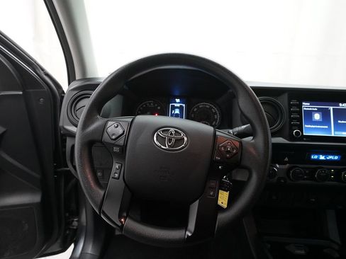 Used 2023 Toyota Tacoma SR AWD/4WD image 4