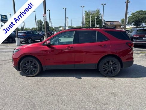 Used 2022 Chevrolet Equinox RS w/ RS Leather Package FWD image 6