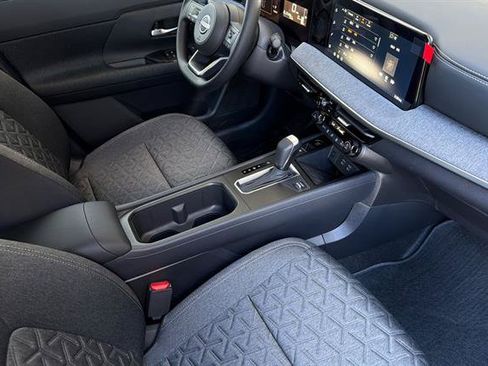 New 2026 Nissan Kicks SV FWD image 17