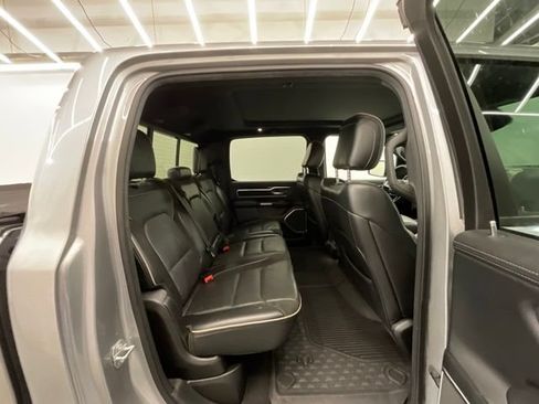 Used 2019 RAM 1500 Laramie AWD/4WD image 25