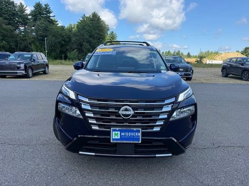 Used 2025 Nissan Rogue Platinum w/ Platinum Premium Package AWD/4WD image 28