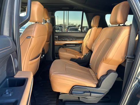 Used 2024 Ford Expedition Max Platinum image 26