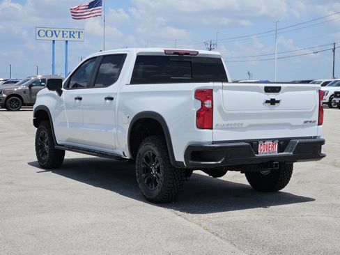 New 2026 Chevrolet Silverado 1500 ZR2 AWD/4WD image 4