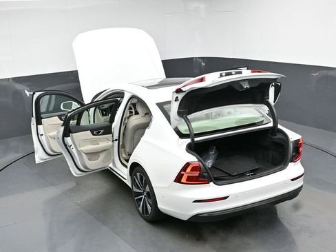 Used 2023 Volvo S60 B5 Ultimate w/ Climate Package image 49