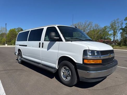 Used 2025 Chevrolet Express 3500 LT w/ LT Preferred Equipment Group RWD image 1