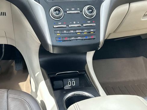Used 2016 Lincoln MKC Reserve FWD image 18