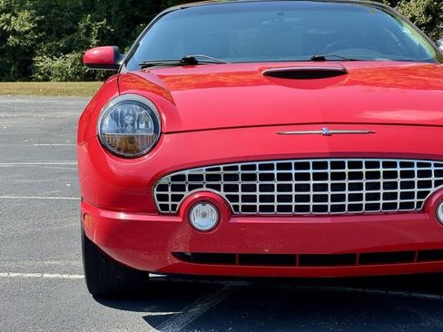 Used 2003 Ford Thunderbird image 13