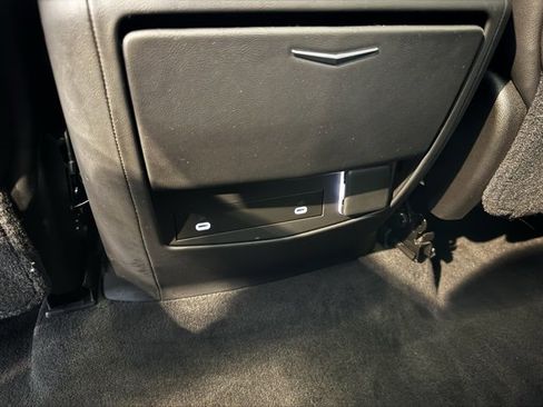 Used 2021 Cadillac Escalade Sport w/ Driver Assist Tech Package image 9