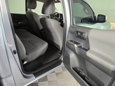 Used 2023 Toyota Tacoma SR5 w/ Technology Package image 13