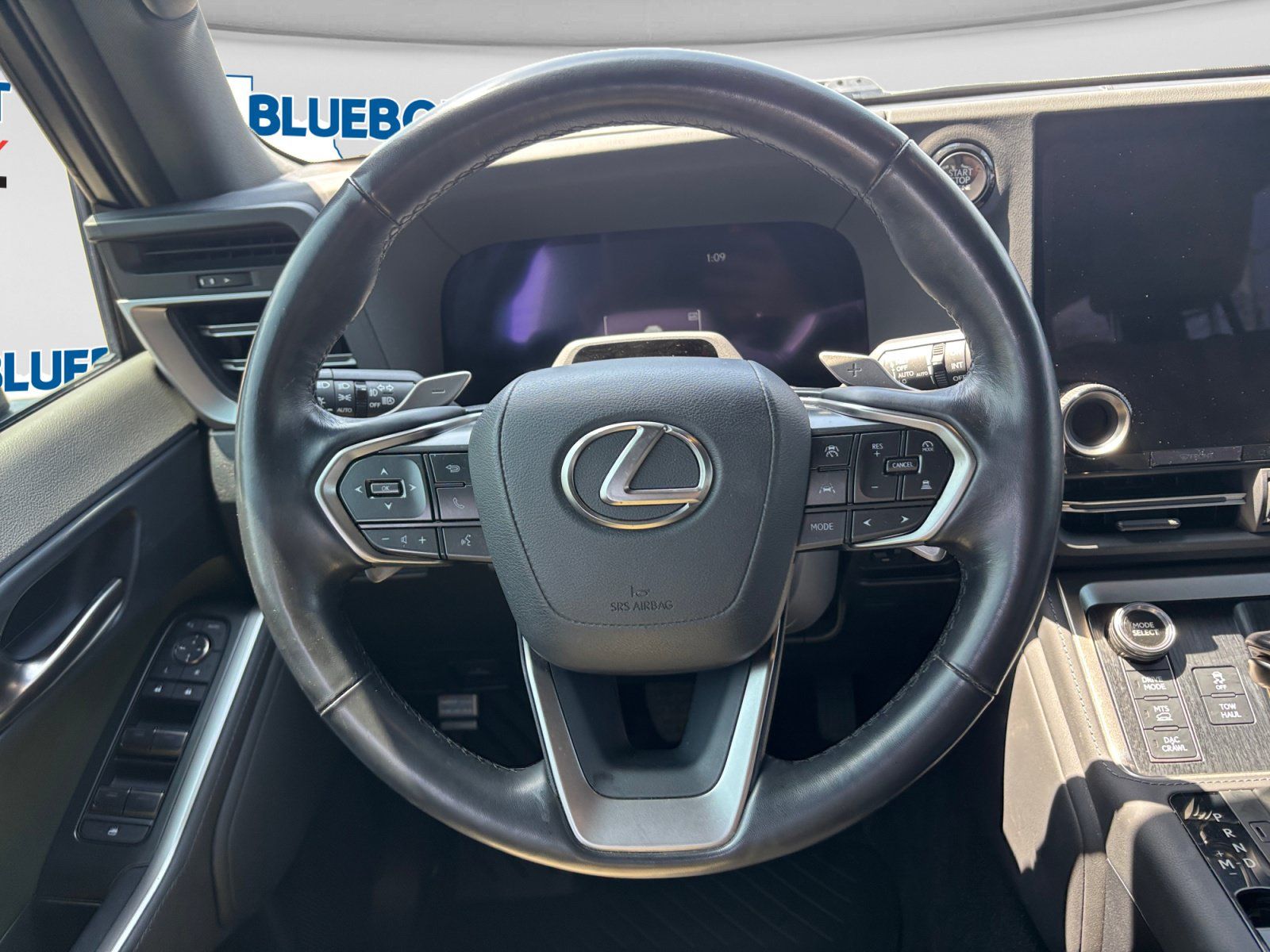 Used 2024 Lexus GX 550 AWD/4WD image 13