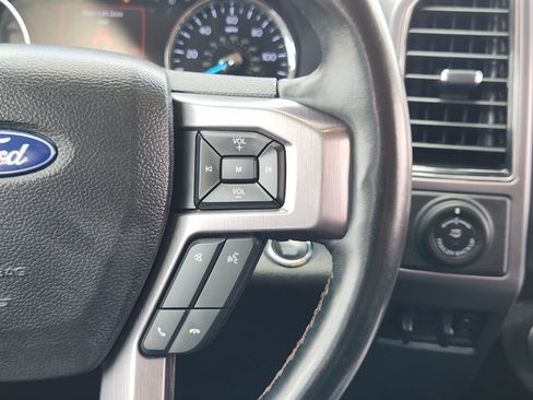 Used 2019 Ford Expedition Max Platinum AWD/4WD image 30