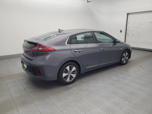Used 2018 Hyundai Ioniq Limited FWD image 10