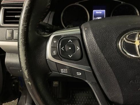 Used 2015 Toyota Camry XSE w/ Moonroof Package image 25