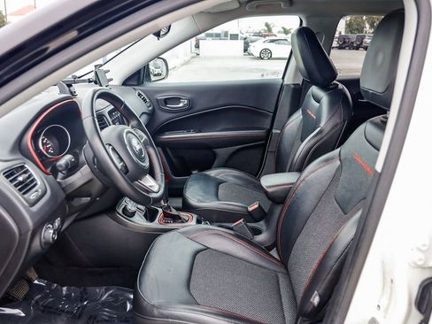Used 2019 Jeep Compass Trailhawk image 18