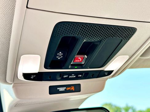 Used 2024 Honda Accord EX image 26