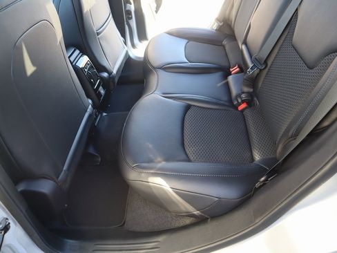 New 2026 Jeep Compass Latitude image 12