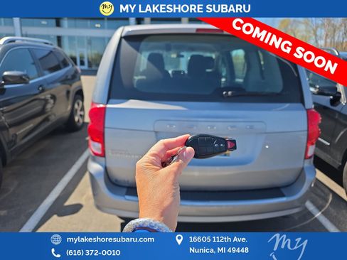 Used 2016 Dodge Grand Caravan American Value Package FWD image 6