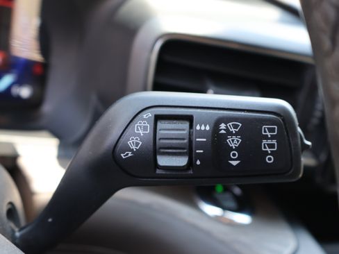 Used 2020 Ford Explorer Platinum AWD/4WD image 55