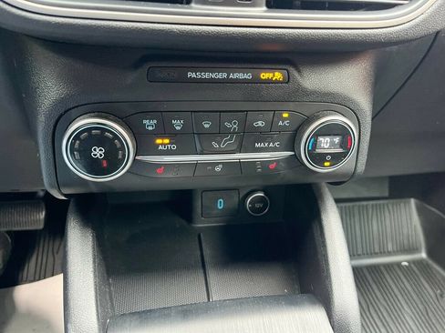 Used 2020 Ford Escape SEL AWD/4WD image 32