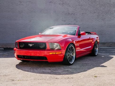 Used 2006 Ford Mustang GT Premium RWD image 57