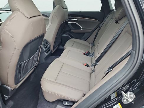 New 2025 Audi Q5 Premium Plus image 23