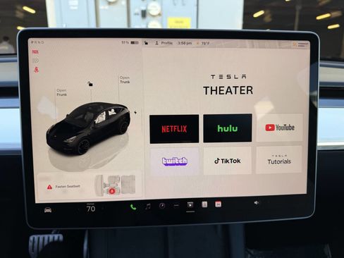 Used 2022 Tesla Model Y Performance image 17