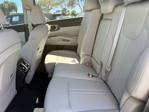 New 2026 Kia Sorento EX image 17