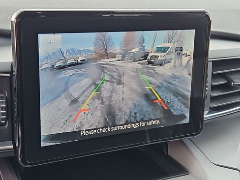 Used 2023 Ford Explorer XLT w/ Equipment Group 202A image 26