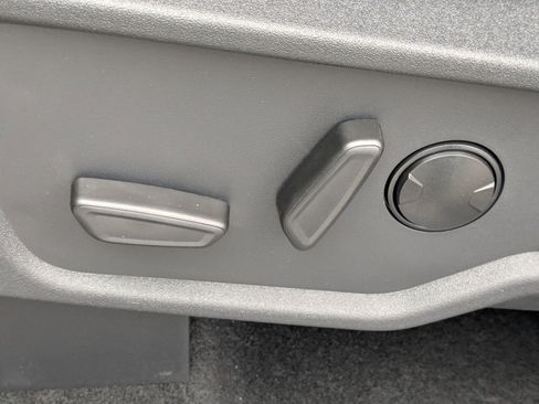 New 2025 Ford Bronco Badlands image 22