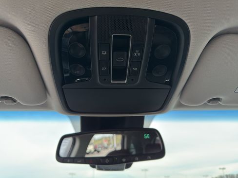 Used 2020 Kia Sorento SX image 39