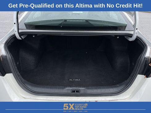 Used 2024 Nissan Altima 2.5 S FWD image 22