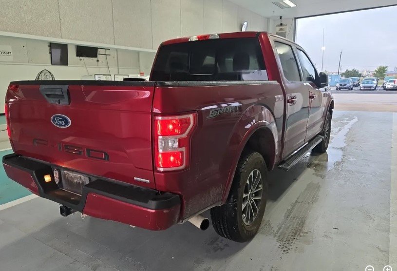 Used 2019 Ford F150 XLT w/ Equipment Group 302A Luxury AWD/4WD image 4