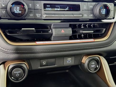 New 2026 Toyota Grand Highlander AWD Hybrid image 21