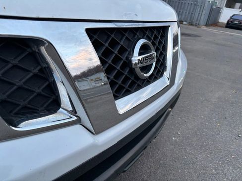 Used 2012 Nissan Frontier S w/ S Preferred Pkg image 5