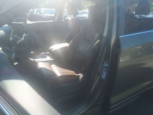 Used 2023 Subaru Ascent Touring AWD/4WD image 33