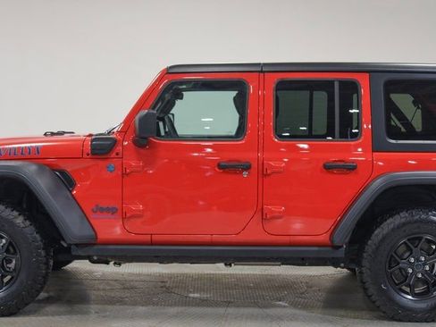 Used 2025 Jeep Wrangler Unlimited Sport S 4xe AWD/4WD image 6