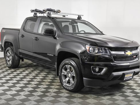Used 2015 Chevrolet Colorado Z71 AWD/4WD image 10