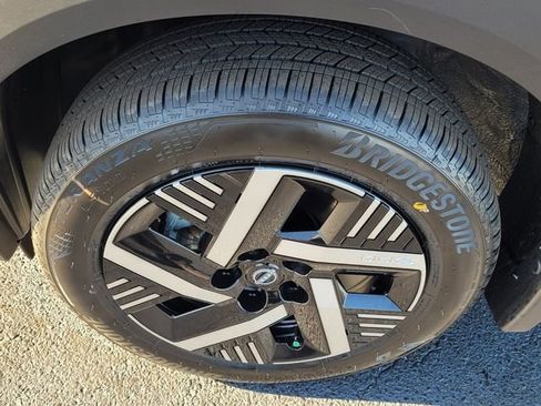 New 2026 Nissan Kicks SV w/ Cold Weather Package FWD image 11