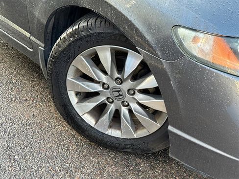Used 2010 Honda Civic EX image 17