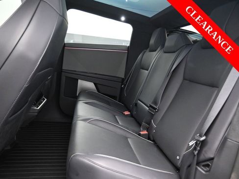 Used 2024 Tesla Cybertruck AWD Crew Cab image 17