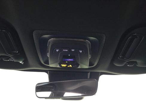 New 2026 Subaru Solterra AWD/4WD image 25