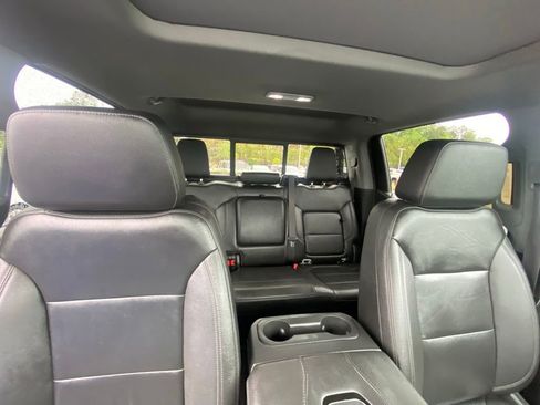Used 2021 Chevrolet Silverado 1500 LT Trail Boss w/ Convenience Package II AWD/4WD image 28