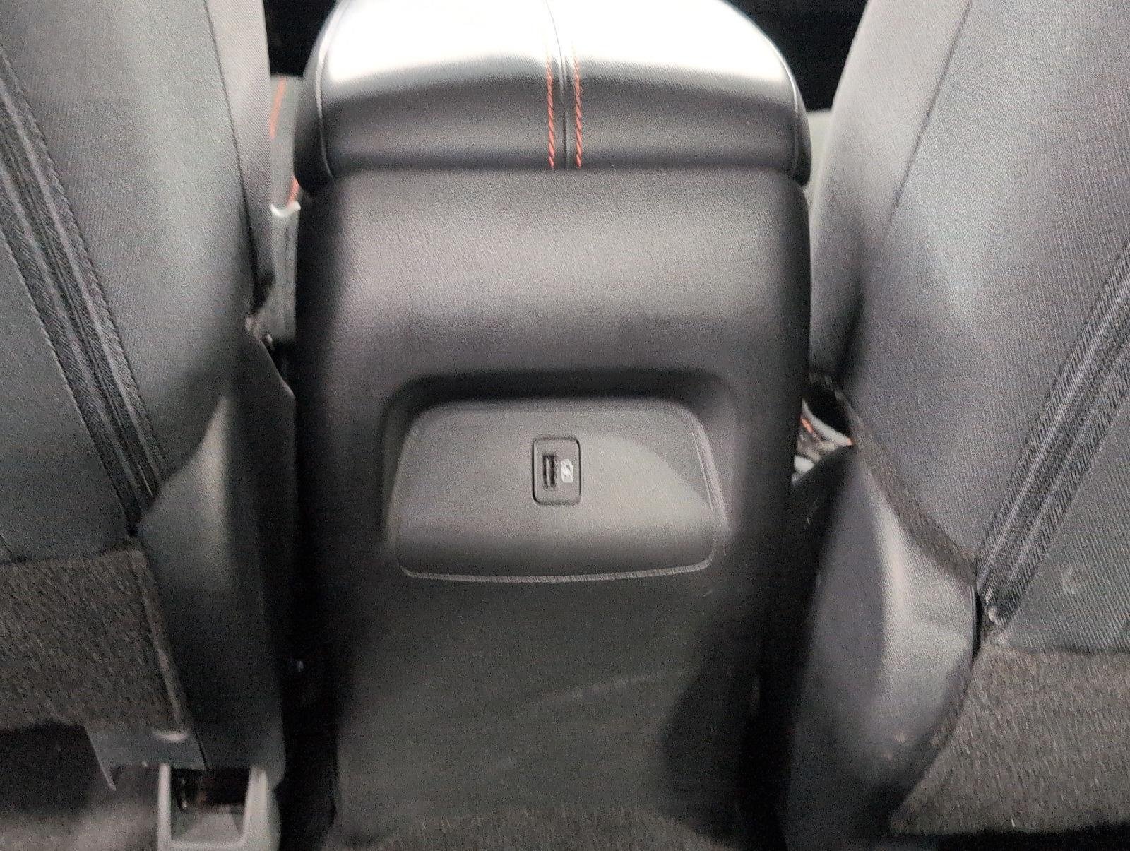 Used 2025 Nissan Sentra SR FWD image 22