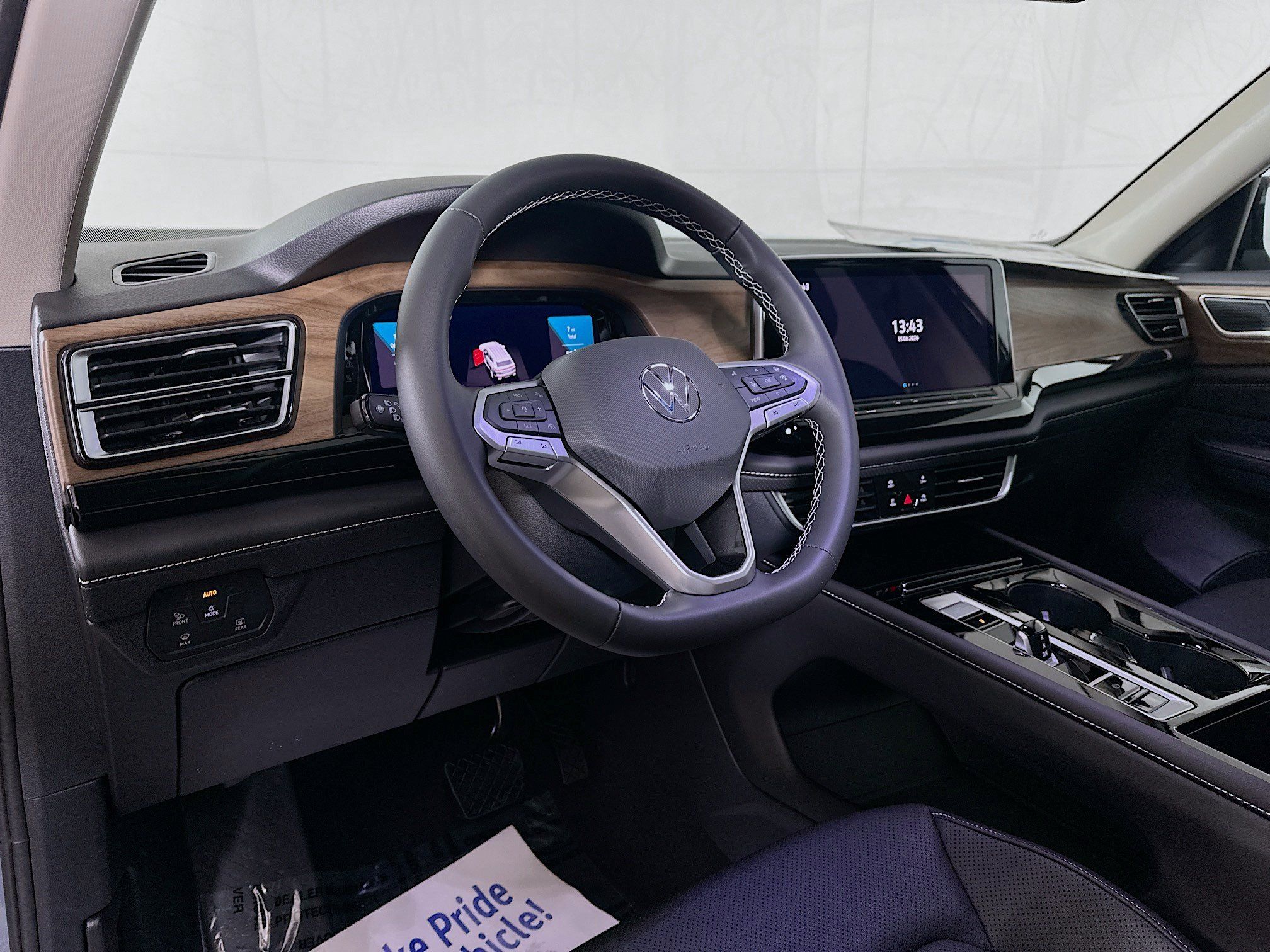 New 2026 Volkswagen Atlas SE AWD/4WD image 9