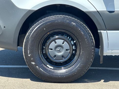 New 2026 Mercedes-Benz Sprinter 2500 image 24