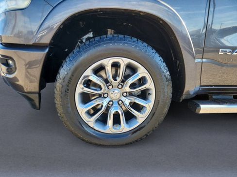 Used 2019 RAM 1500 Laramie image 14