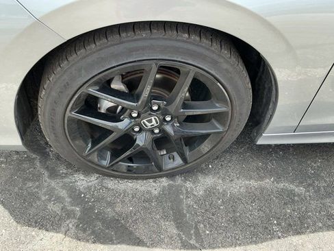 Used 2025 Honda Civic Sport image 15
