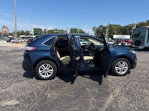 Used 2017 Ford Edge SEL w/ Equipment Group 201A FWD image 8