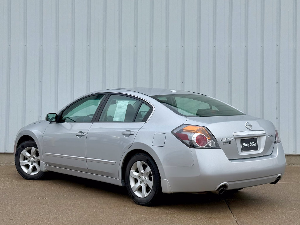 Used 2009 Nissan Altima 2.5 SL w/ SL Pkg FWD image 4